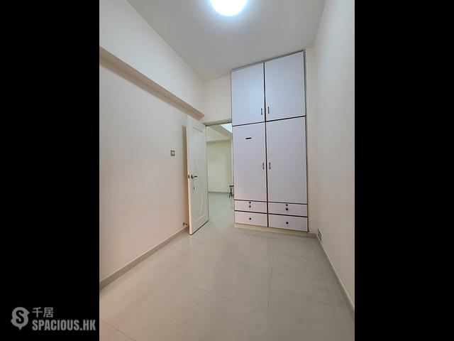 Wan Chai - Kwong Sang Hong Building Block C 01