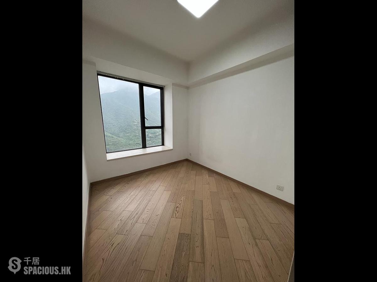 Tung Chung - The Visionary 01