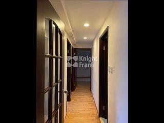 Mid Levels West - Realty Gardens 05