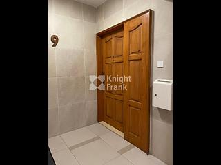 Mid Levels West - Realty Gardens 09