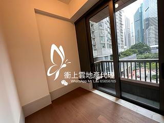 Wan Chai - Eight Star Street 12