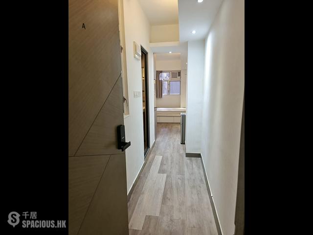 Wan Chai - Woon Yin Building 01