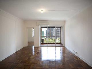 Mid Levels Central - 38B, Kennedy Road 02
