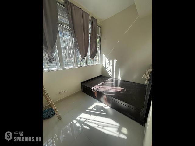 Sai Ying Pun - 115, First Street 01