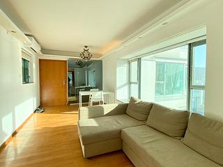 Tung Chung - Seaview Crescent 02