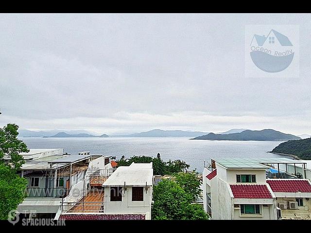 Clear Water Bay - Lakeside Villa 01