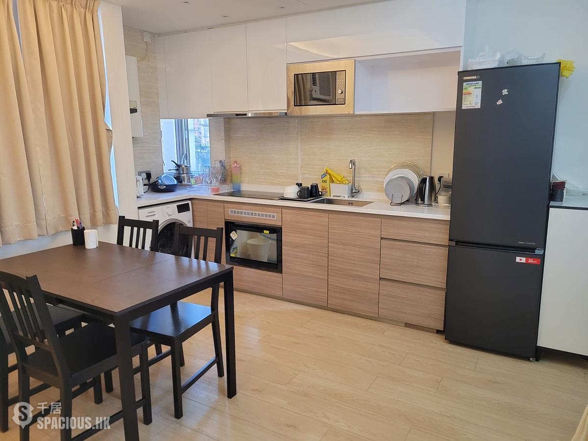 Mid Levels Central - Woodland Court 01