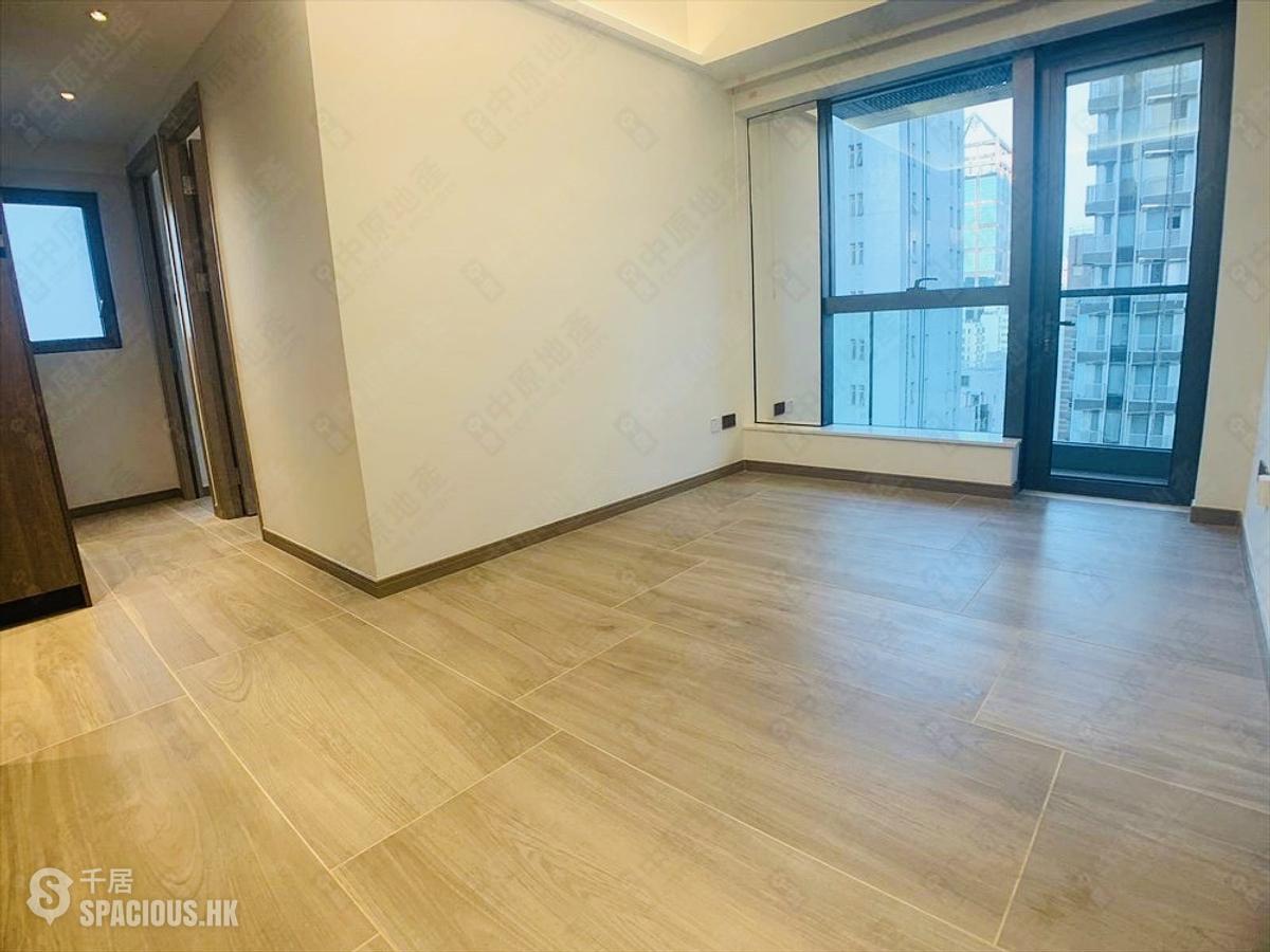 Sai Ying Pun - One・Artlane 01