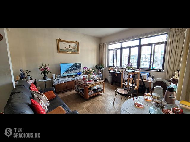 Happy Valley - 5-8, Briar Avenue 01