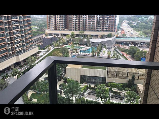 Yuen Long - Grand Yoho 01