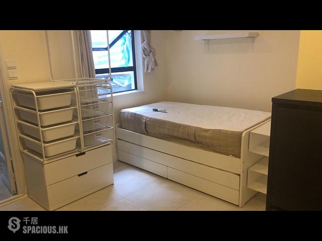 Sai Ying Pun - 20, Third Street 01