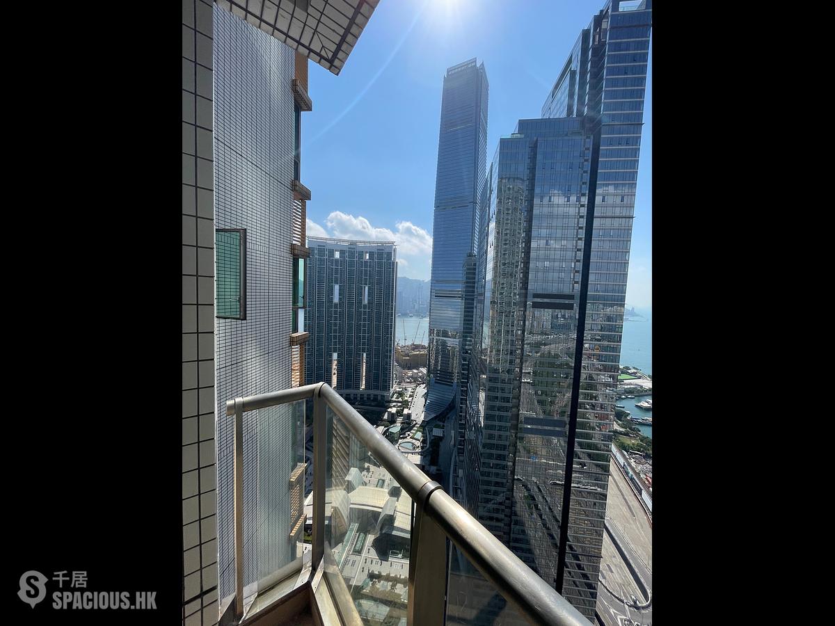 West Kowloon - The Cullinan (Tower 21 Zone 2 Luna Sky) 01