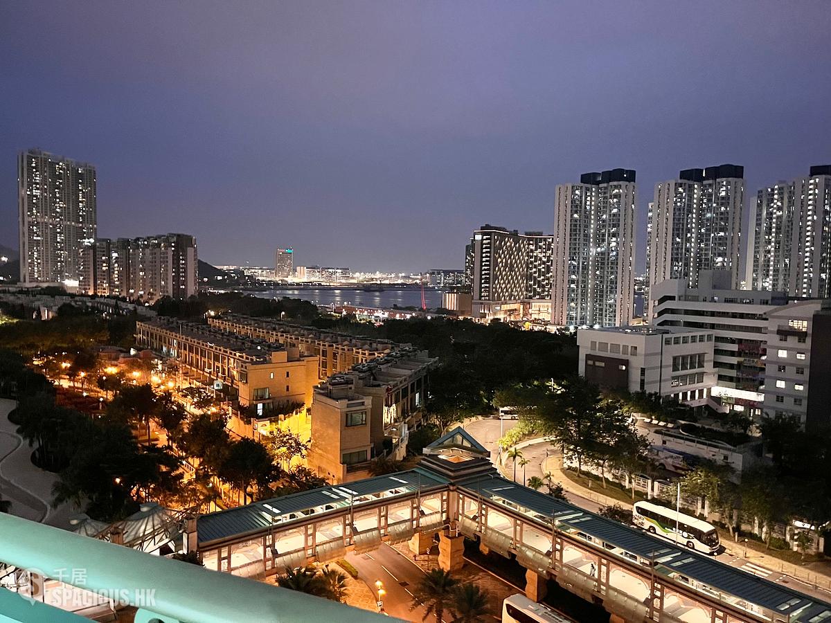 Tung Chung - Caribbean Coast Phase 2 Albany Cove Tower 7 01