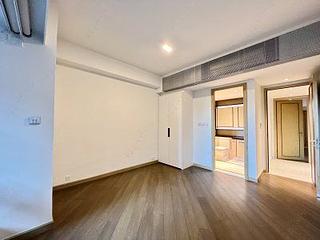Mid Levels Central - 3, MacDonnell Road 18