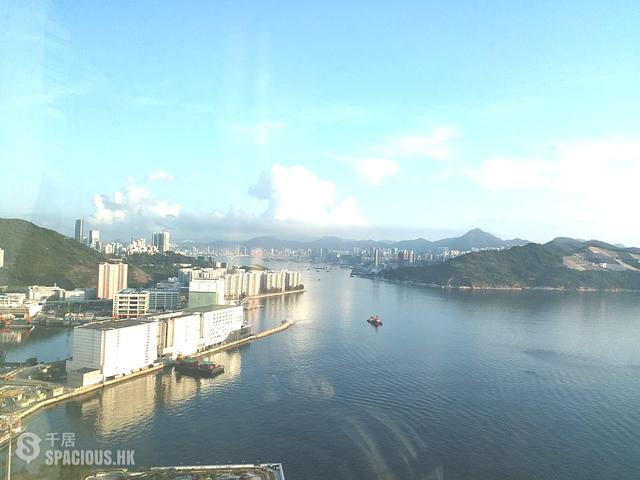 Siu Sai Wan - Island Resort Block 9 01