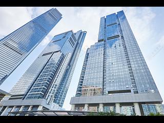 West Kowloon - The Cullinan 19