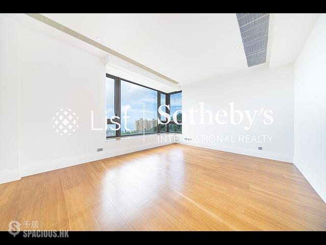 The Peak - 7-15 Mount Kellett Road 37