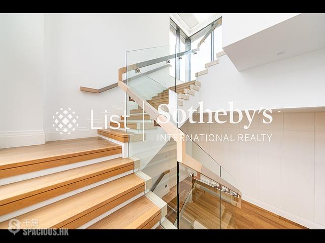 The Peak - 7-15 Mount Kellett Road 76