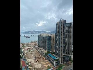 Tseung Kwan O - The Parkside Block 2 02