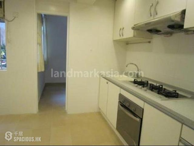 Happy Valley - 9, Broom Road 04