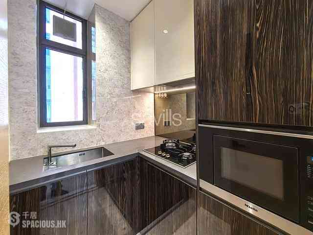 Causeway Bay - Jones Hive 06