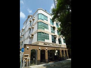 Pok Fu Lam - Bisney Terrace 03