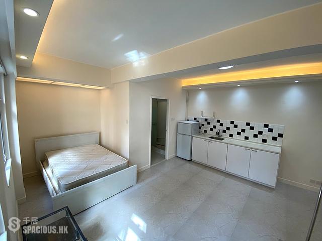Central - 1-9, Graham Street 01
