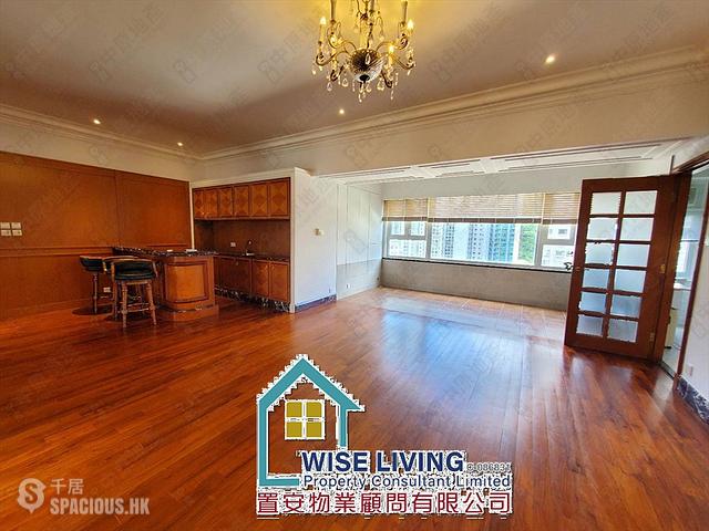 Causeway Bay - Fontana Gardens Block 22-25 01