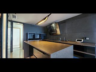 West Kowloon - The Cullinan (Tower 21 Zone 2 Luna Sky) 04