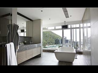 Repulse Bay - The Lily Block 4 08