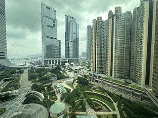 West Kowloon - The Arch Sun Tower (Block 1A) 14