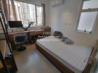 Sai Ying Pun - 25, High Street 09