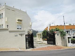 Chung Hom Kok - Ventura Villa 11