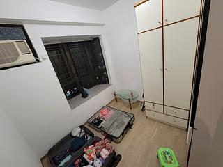 Sai Ying Pun - Kwong Fung Terrace Block 1 08