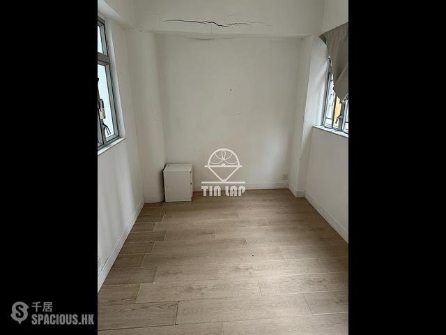 Sai Ying Pun - 14-16, Eastern Street 01
