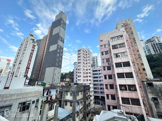 Wan Chai - 6, Kat On Street 01