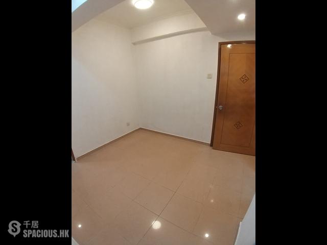 Wan Chai - Lily Mansion 01