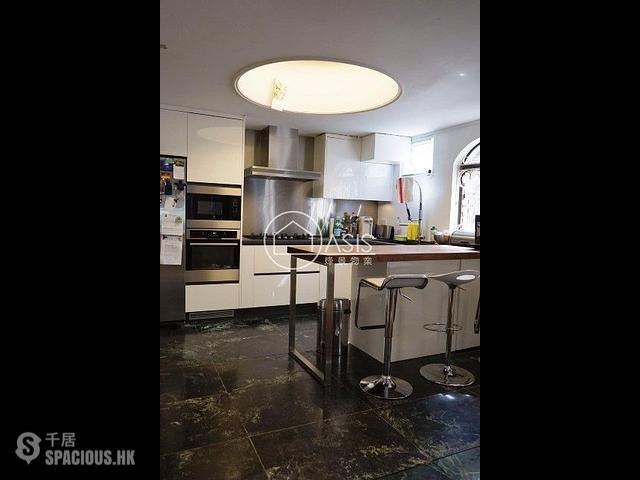 Repulse Bay - 49, Beach Road 02