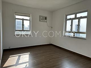 Pok Fu Lam - Four Winds Apartment 07