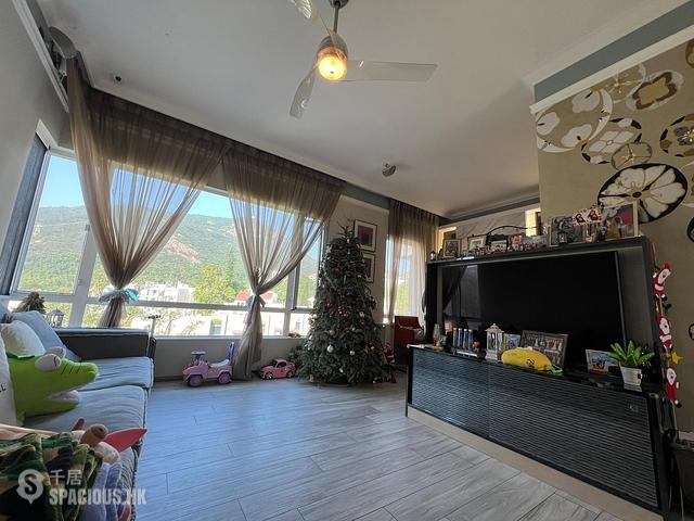 Shouson Hill - Evergreen Gardens Block 4 01