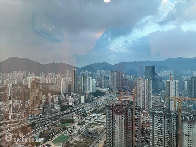 To Kwa Wan - Sky Tower Tower 6 01