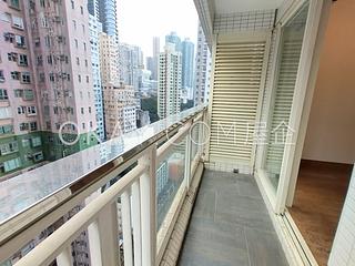 Soho - Centrestage 03