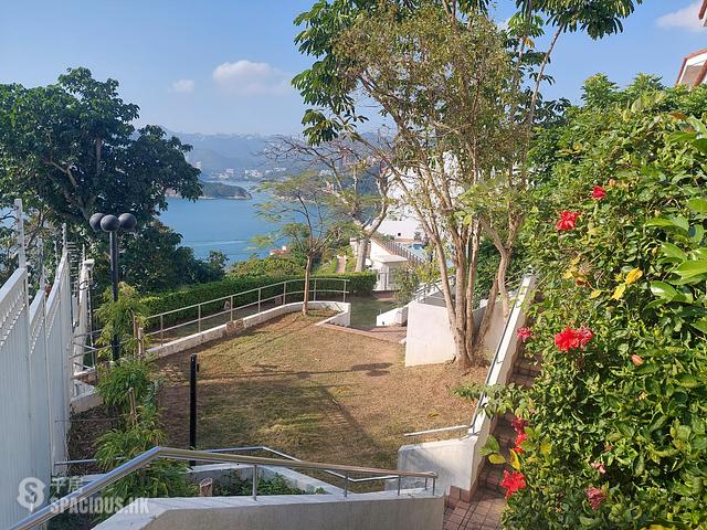 Repulse Bay - 19 Headland Road 01