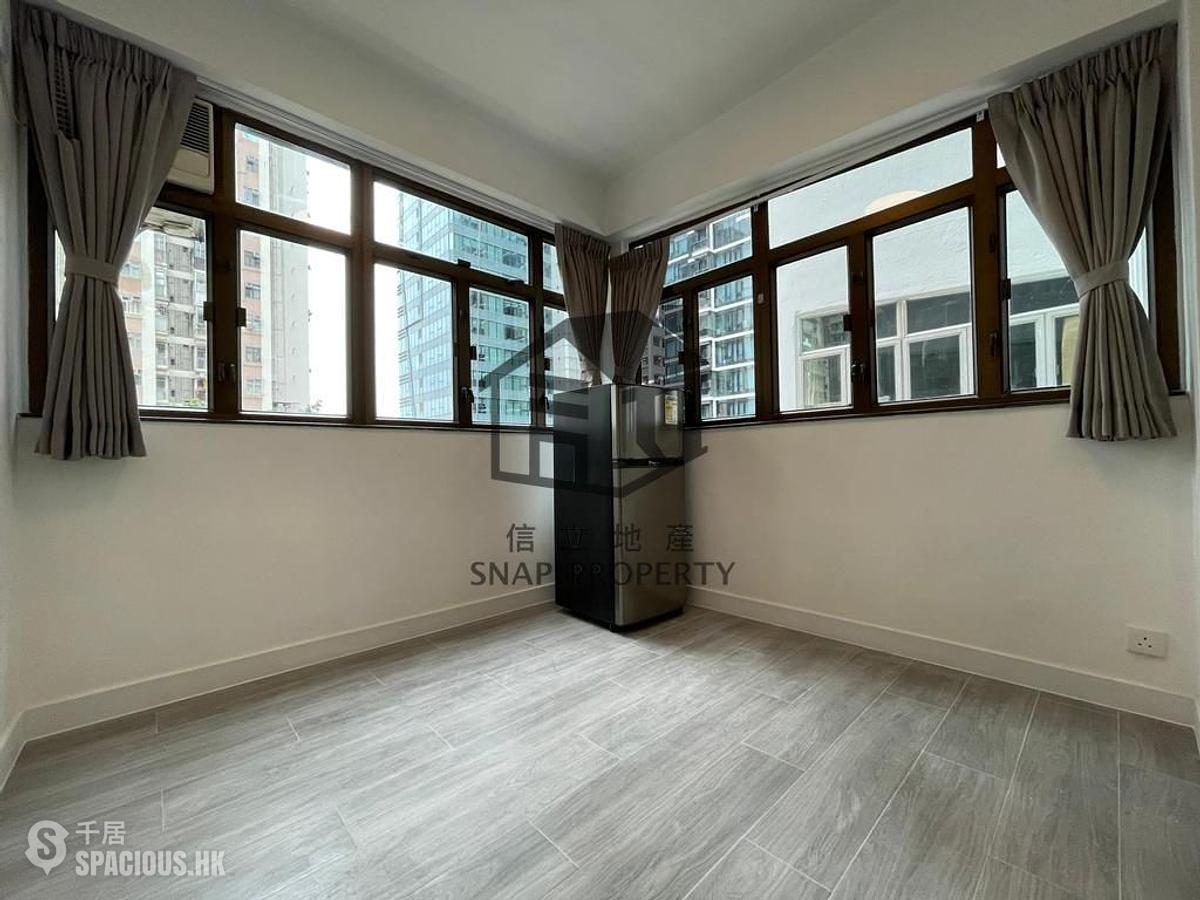 Sai Ying Pun - Standard Mansion 01