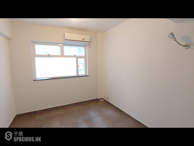 Sheung Wan - 18-20, Hillier Street 01