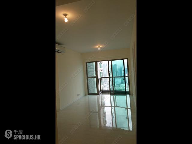 Sham Shui Po - Trinity Towers Block 1 01