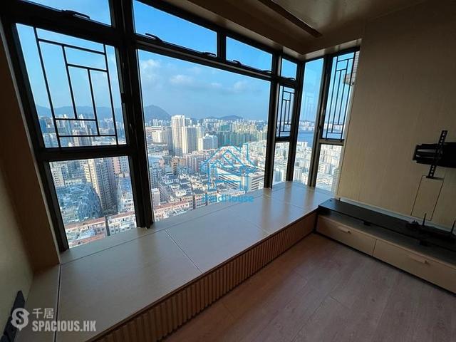 Hung Hom - Royal Peninsula 01