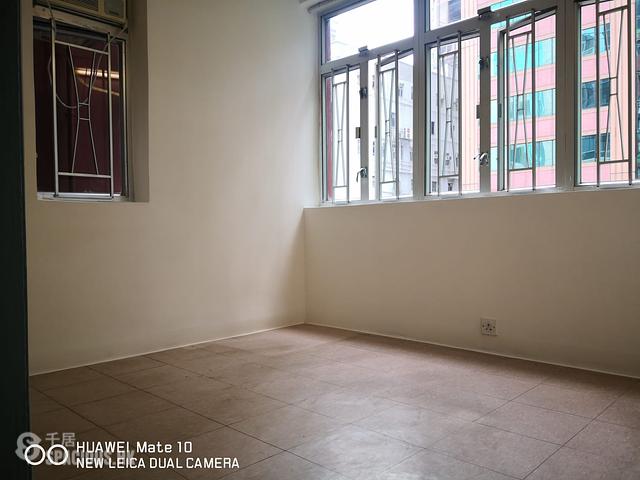 Wan Chai - Ying Lee Mansion 01
