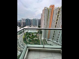 Tseung Kwan O - Savannah Block 3B 07