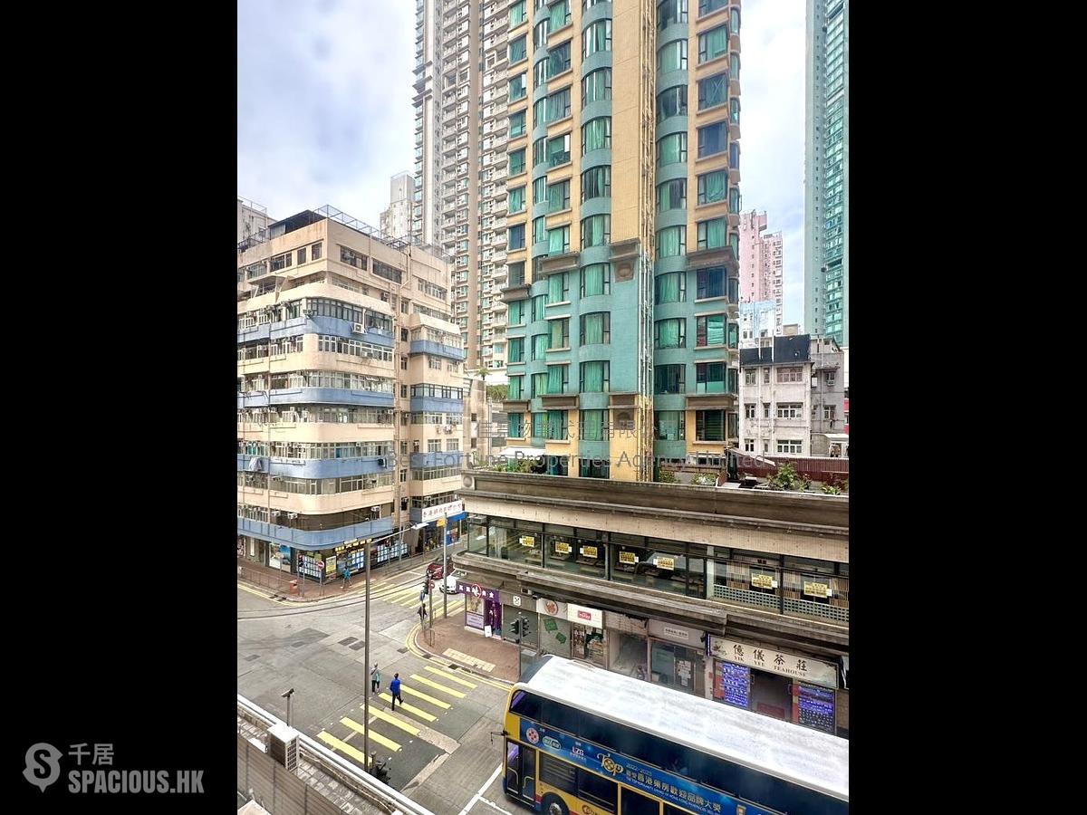 Kennedy Town - Luen Wai Apartment 01